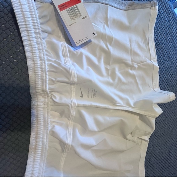 Nike White Athletic Shorts Moisture-Wicking Design - Picture 5 of 8